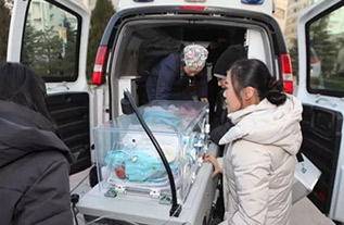 镇雄县妇婴监护型护送